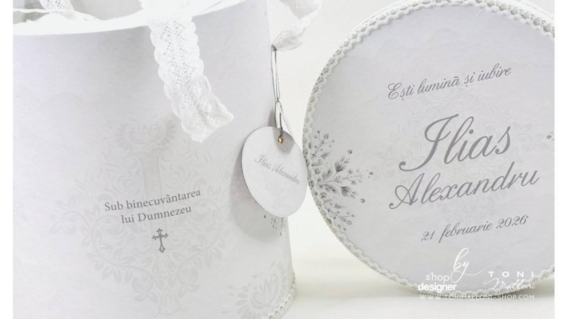 Trusou de botez alb cu gri si dantela bumbac brodata Fulg de Nea 13